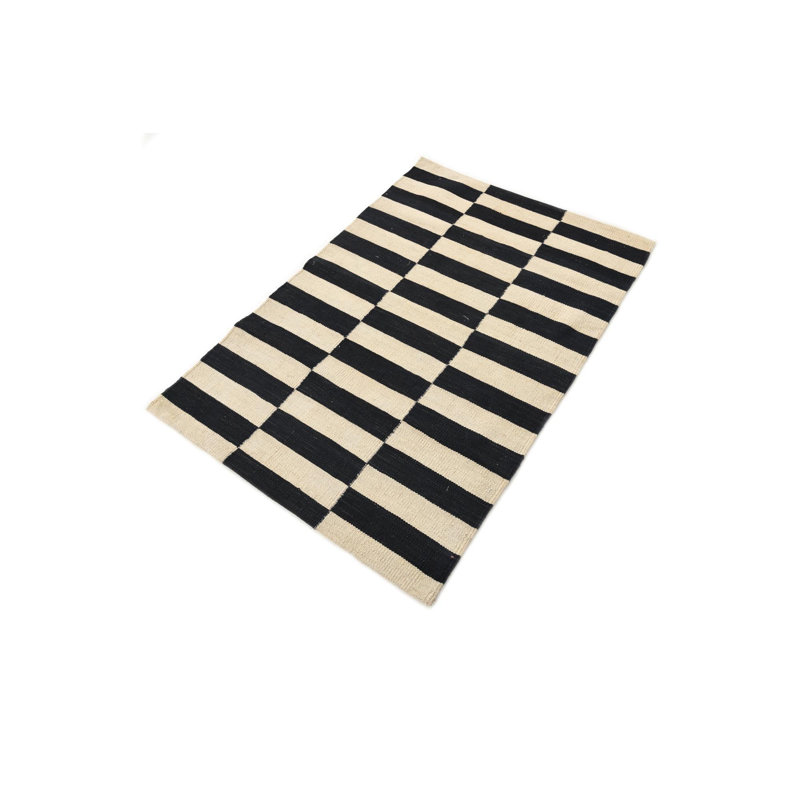 Tapis noir et blanc Ohlson