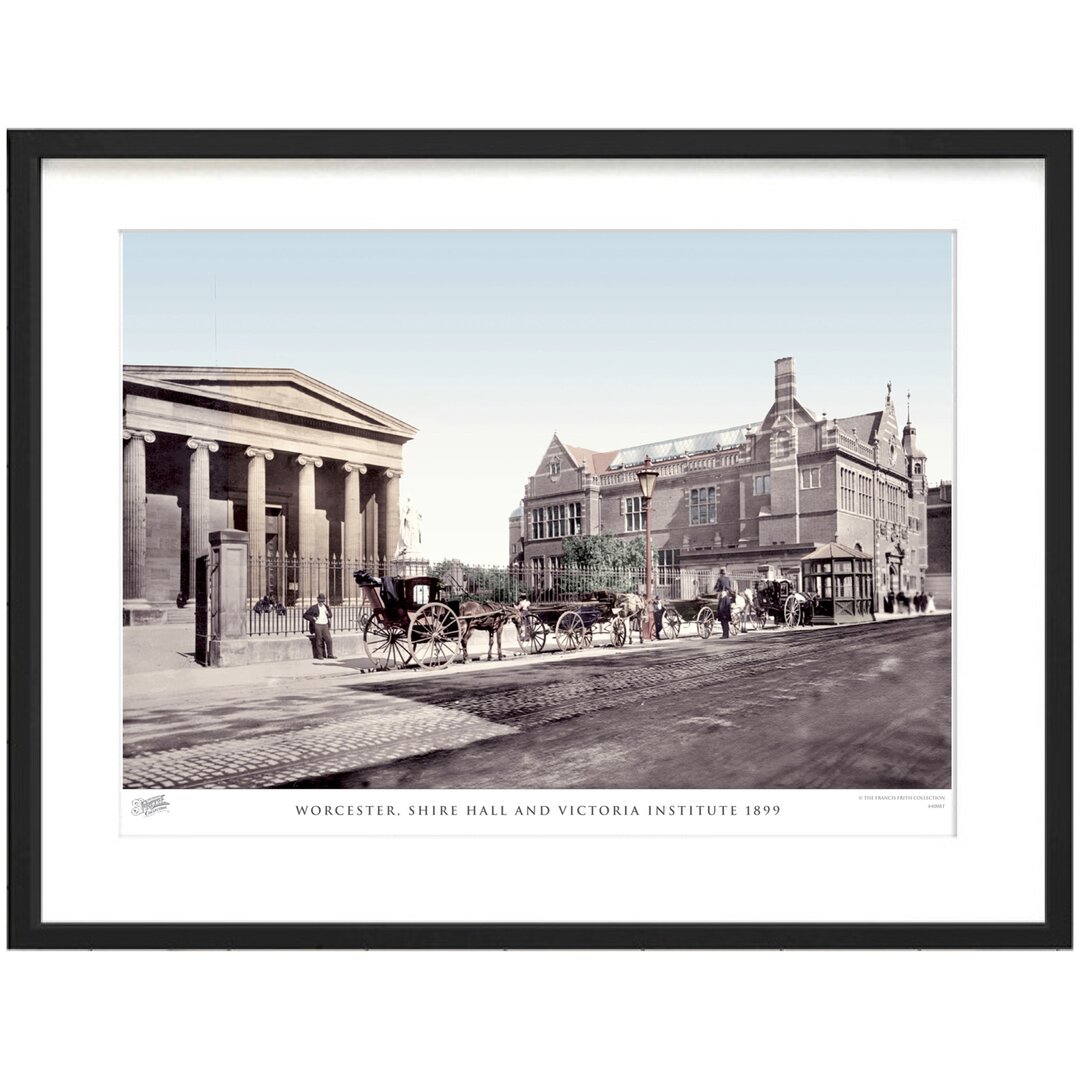 Gerahmtes Papierbild - Fotografie „Worcester, Shire Hall and Victoria Institute 1899” von Francis Frith