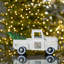 Camion de Noël à l'ancienne avec arbre-806424755