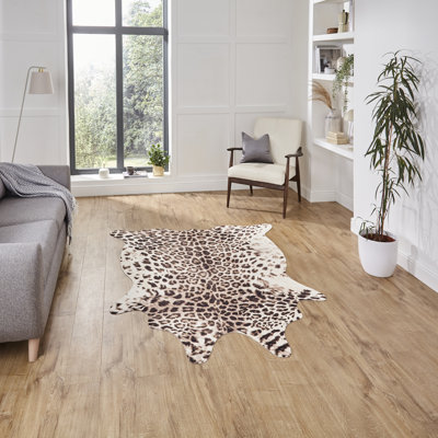 Rectangle 195 cm x 240 cm Animal Print Area Rug
