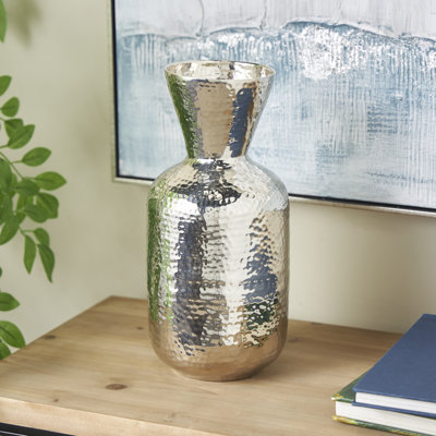 Vase en métal martelé Lynnix