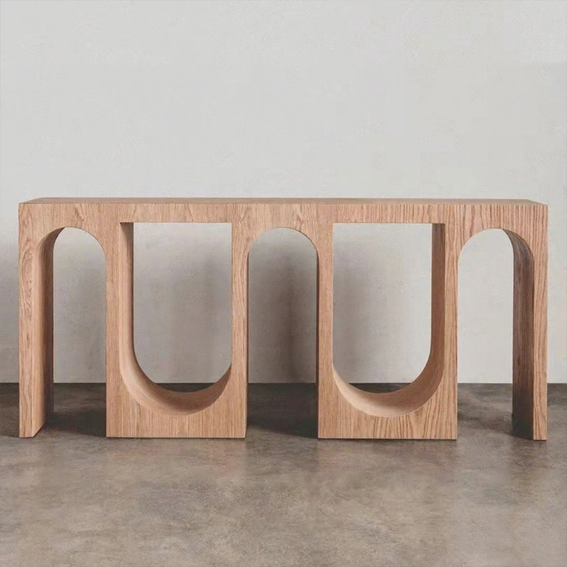 Console en bois de style médiéval