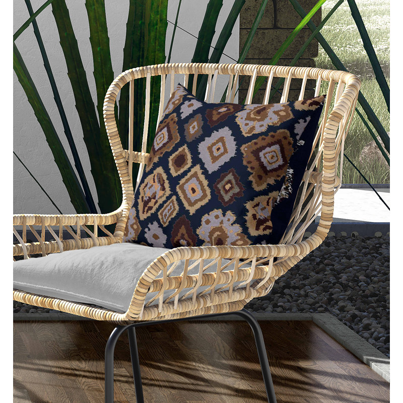 Coussin intérieur / extérieur Ikat Diamond, Bleu/brun, Carré 26 po