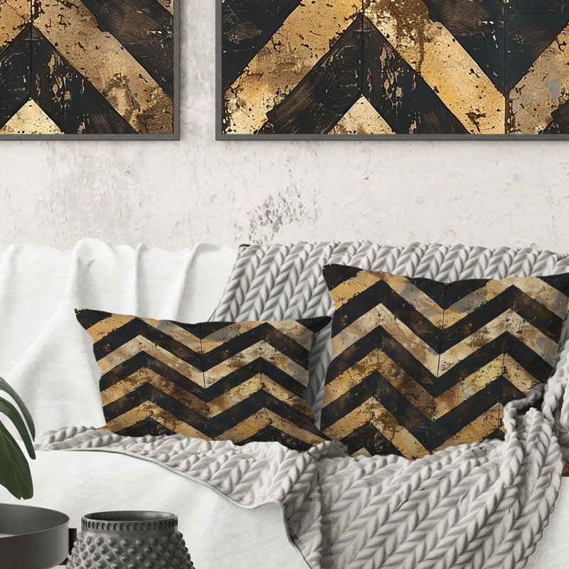 Coussin décoratif Chevron Rhythm II - Glam, H 18 po x H 18 po, Brun / or