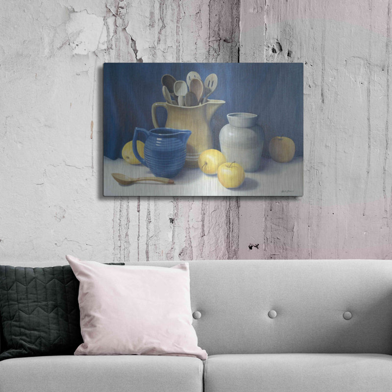 «Blue Pitcher» par Cecile Baird - photographie sans cadre sur métal, H 24 po x l 36 po x P 0,13 po