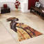 Impressions florales: tapis non tissé à imprimé doux avec un motif de fleurs dramatiques et des teintes douces pour une touche d'élégance dans n'importe quel espace intérieur