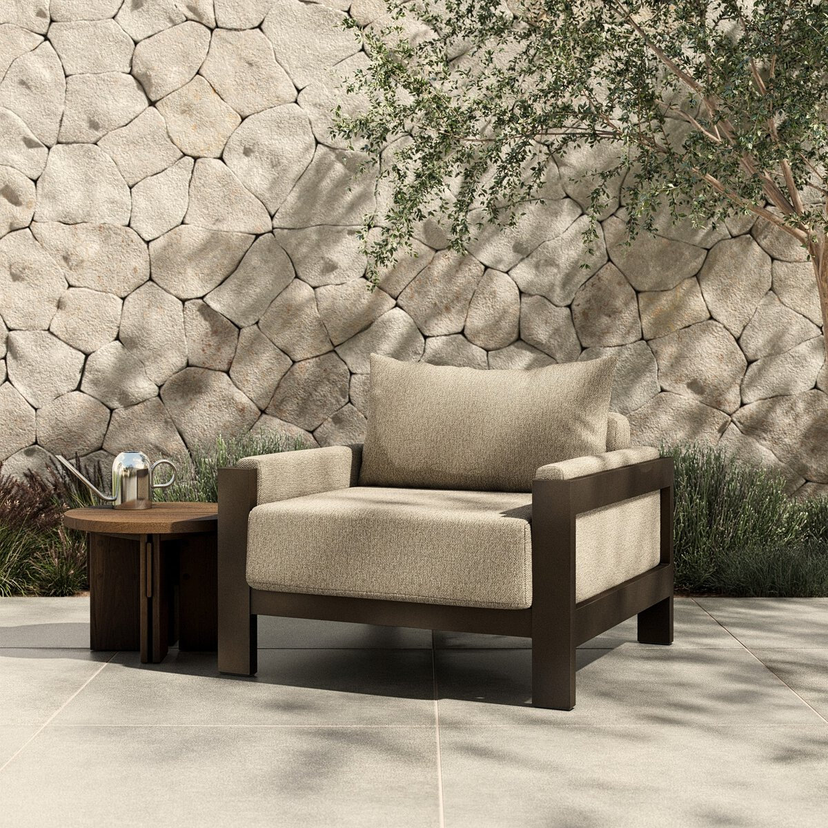 Outdoor Lounge Chair