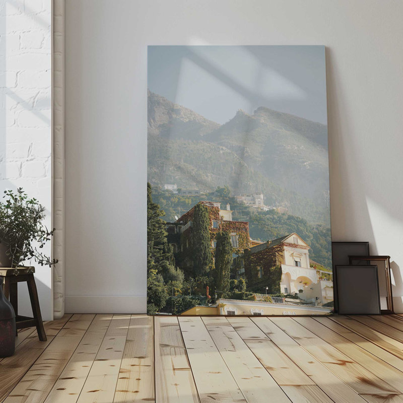 Impression sur toile Hillside Haven, H 36 po x l 24 po x P 1,25 po, Toile tendue