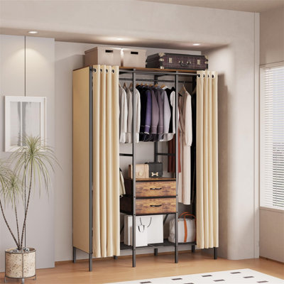 Annaluiza 149.5cm Clothing Rack