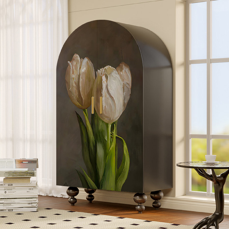 Armoire arquée avec tablettes et portes d'art