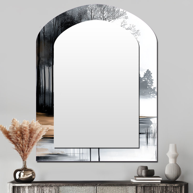 «Grey Winter Landscape By The Lake I» - miroir décoratif asymétrique paysage d'hiver, miroir mural gris, 43 po x 33 po