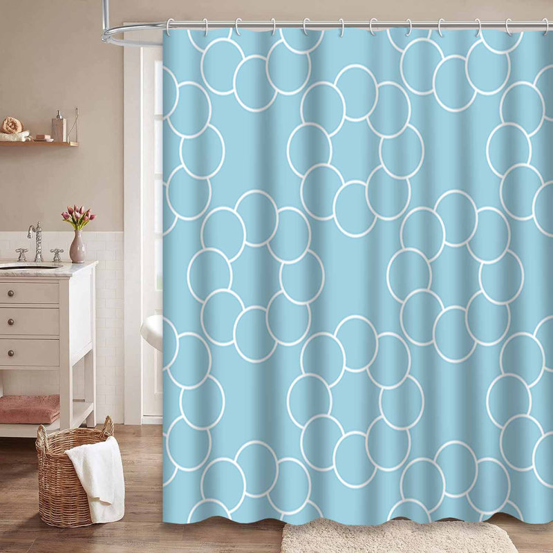 Rideau de douche bleu avec motif géométrique bleu et blanc à 12 crochets, L 72 po x l 72 po