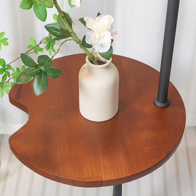 Lampadaires en noyer massif et fer sans forme