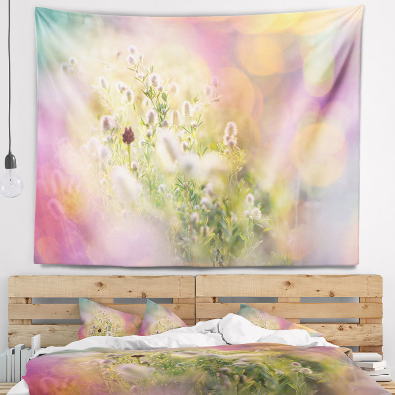 Mignonne petite tapisserie de fleurs d'été, H 32 po x l 39 po