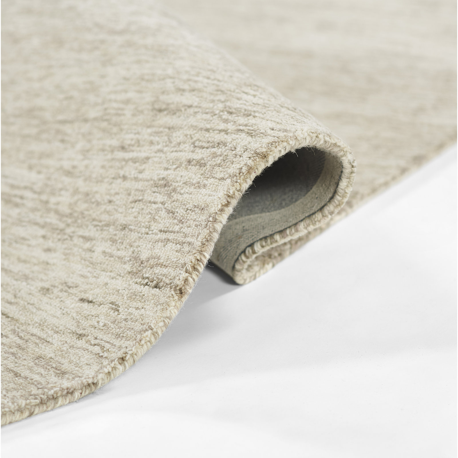 Gray Sand Hand-Tufted Wool Rug, Rectangle 2' x 3'