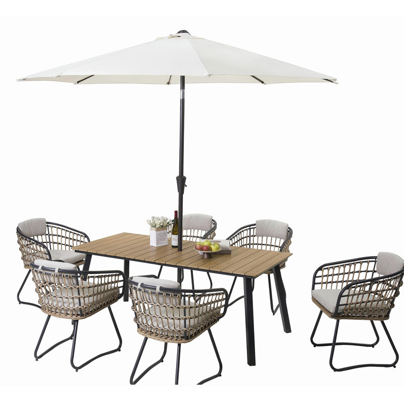 Ensemble repas 7 pièces en osier avec table en bois d'acacia