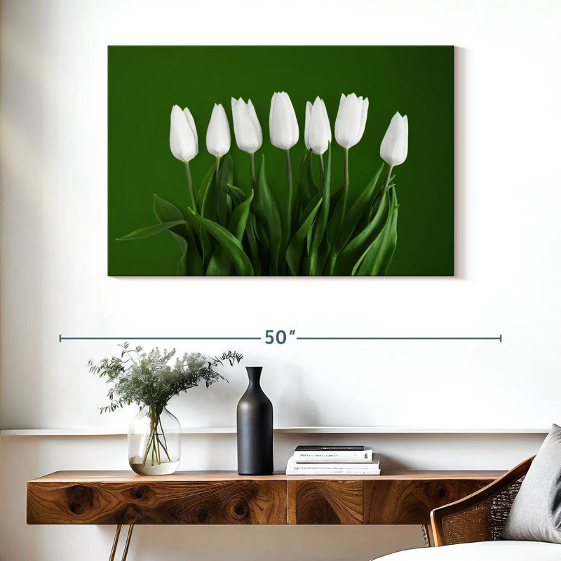 Tulipes blanches Harnek, H 26 po x l 39 po
