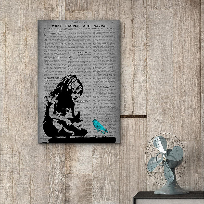 Journal Banksy Girl sur toile, Toile tendue, H 48 po x l 32 po x P 1,5 po