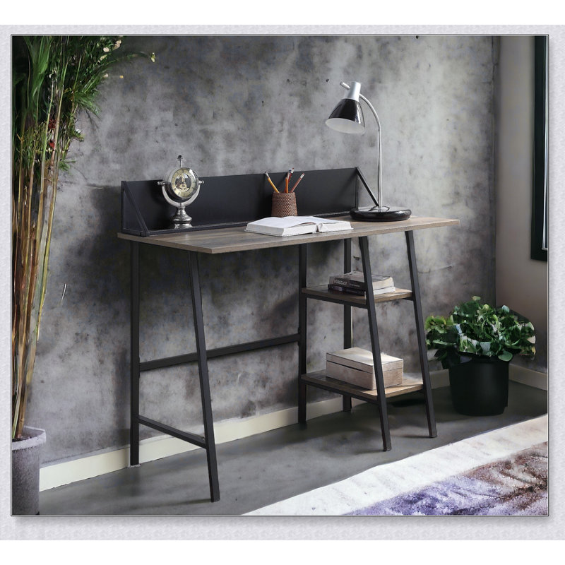 Bureau en chêne rustique et noir avec base en métal durable et rangement à 2 niveaux pour la maison ou le bureau