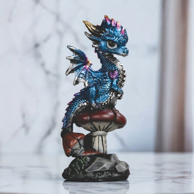 Figurine dragon sur champignon 5,5 "de haut