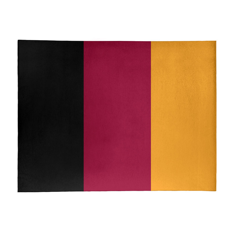 Tapis noir rayé/rouge/jaune, Rectangle 4 pi x 6 pi