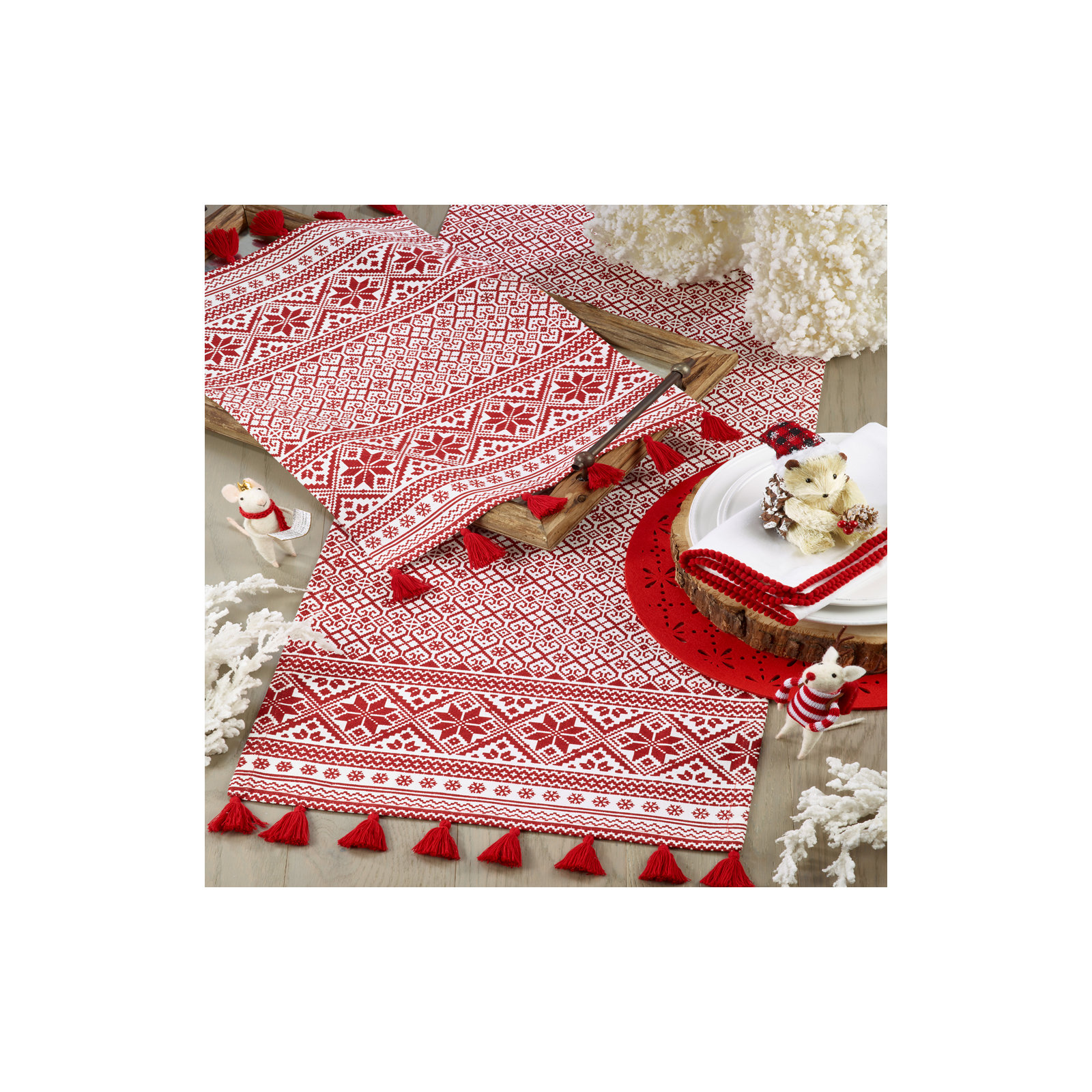 Jayapura Geometric Christmas Table Runnner, 16" x 108"