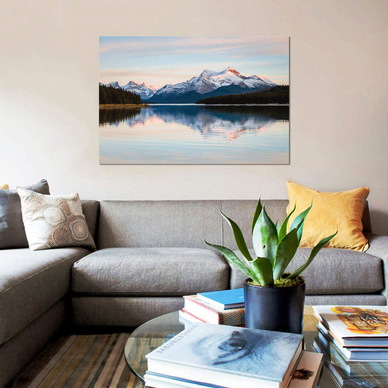 «Maligne Lake Sunset, Jasper National Park, Canada» par Matteo Colombo - reproduction d'art sur toile tendue, Toile tendue