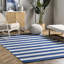 Tapis bleu / blanc en coton Massengale-401302921