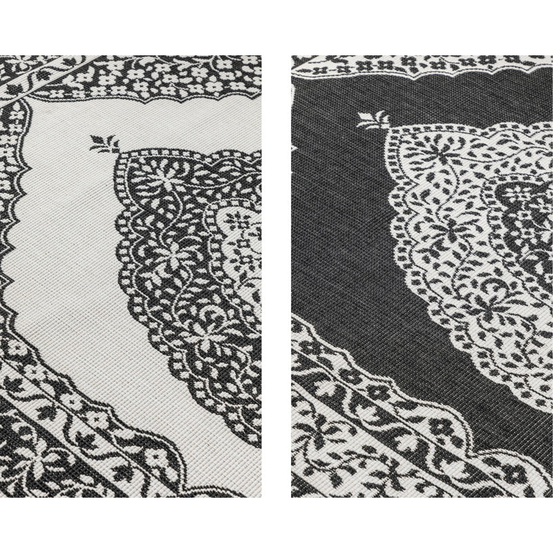 Dynamic Ornamental Indoor / Outdoor Area Rug, Rectangle 120 x 170cm