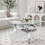 table basse unique au design moderne-577251619