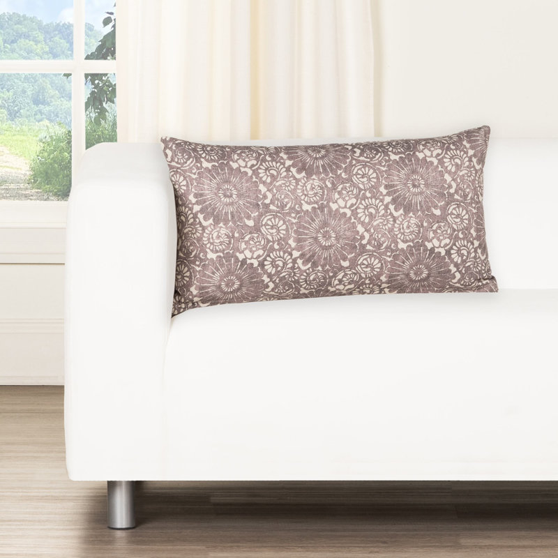 Oreiller en plumes Skywalk, Polyester, Rectangle H 14 po x l 36 po, Fleur de groseille