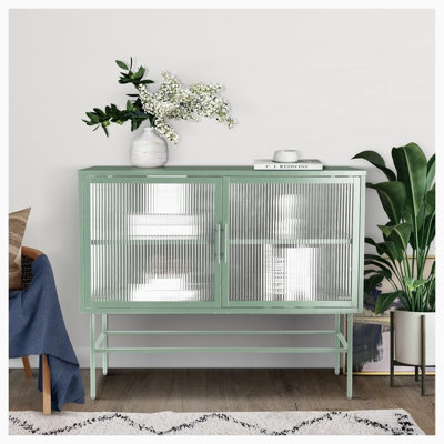 Buffet avec 2 portes cannelées en verre et tablette réglable