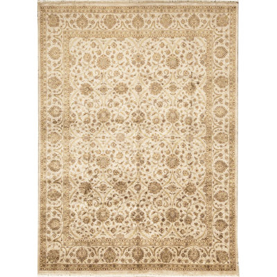 Silk Oriental Area Rug in Ivory