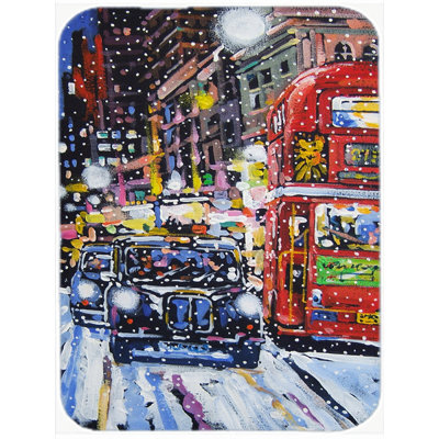 Caroline's Treasures London Snow Glass Cutting Board