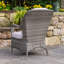 Deux chaises de patio avec coussins