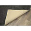 Tapis gris à poils longs-392249438