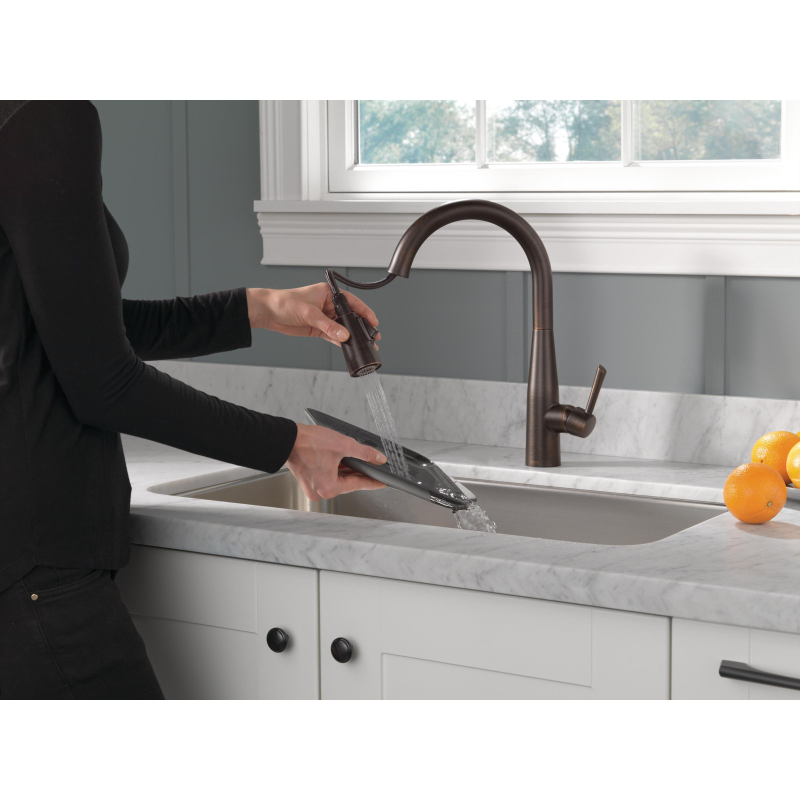 Essa Pull-Down Kitchen Faucet, Venetian Bronze