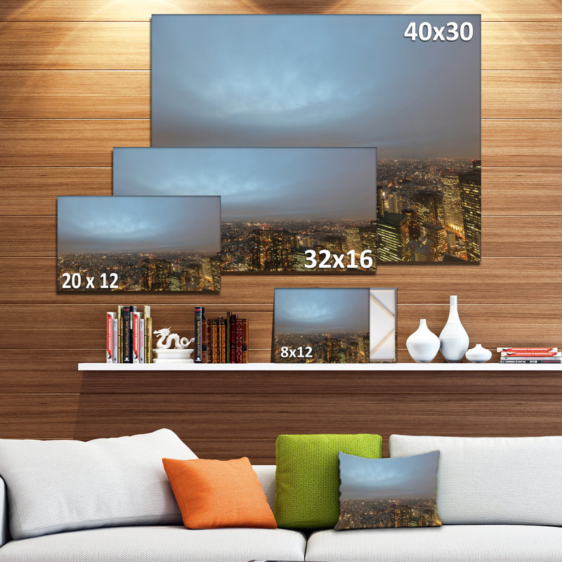 Photographie « shinjuku district view point », H 20 po x l 20 po x P 1 po, Toile tendue