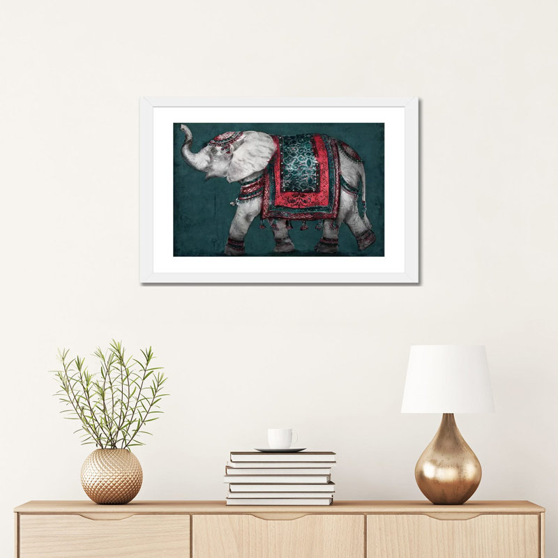 Éléphant Regal par Patricia Pinto-impression d’art graphique, H 24 po x l 16 po x P 1 po, Papier encadré blanc, Blanc