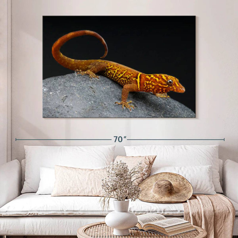 Brampt Gecko, 34'' H x 51'' W