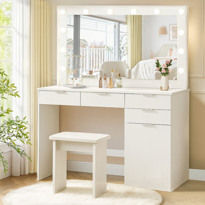 Comfort Dressing Table with Mirror