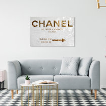 red chanel wall decor