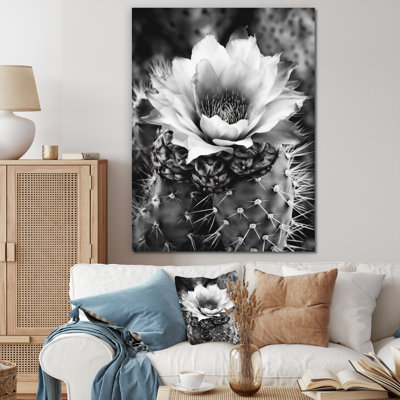 Naythen Gray Desert Cactus I sur toile