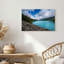 «Mountain Lake» avec eau turquoise et rivage rocheux, art mural-1852435804