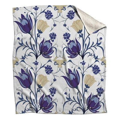 Couvertures bleues à motif floral