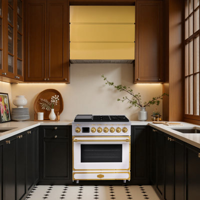 Combiné de cuisinière à gaz autoportant Akicon, comprend des brûleurs scellés, un four à convection rapide, un combustible convertible (GN / PL), une grille en fonte durable (SWGBGGA1)