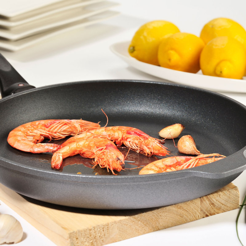 Non Stick Aluminum Frying Pan with Lid, 11" Diameter