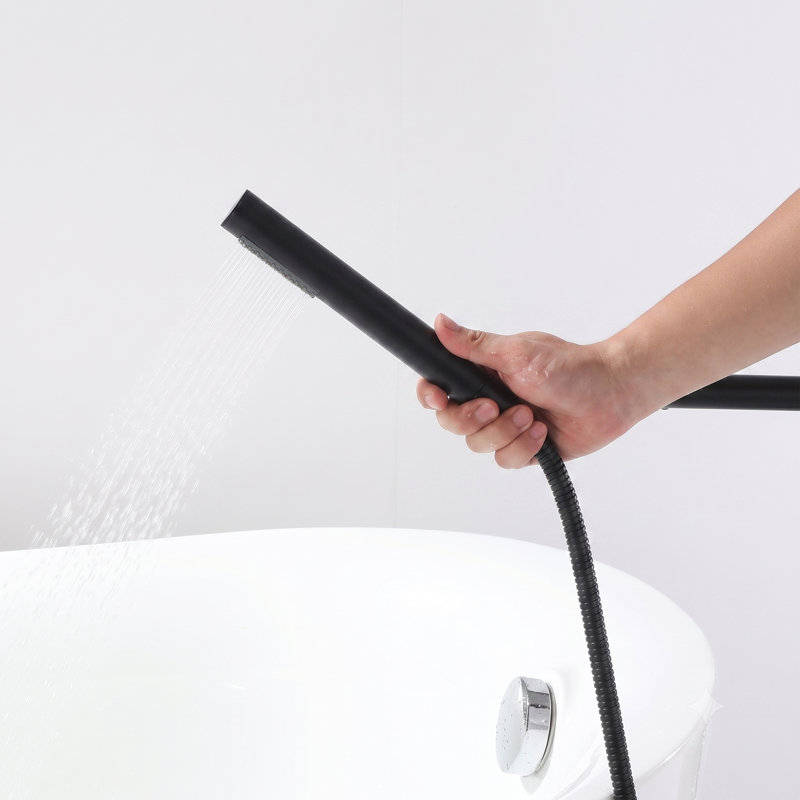 Robinet de baignoire autoportant 304 à fixation au sol en acier inoxydable 304 avec douche à main, Noir mat