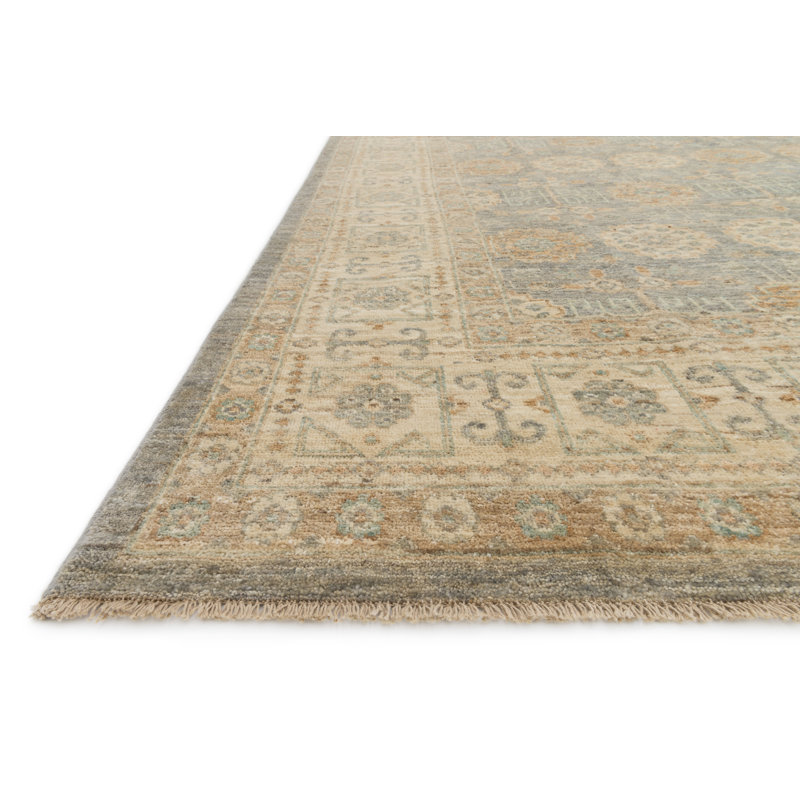Majestic Wool Oriental Area Rug, Rectangle 5'6" x 8'6"