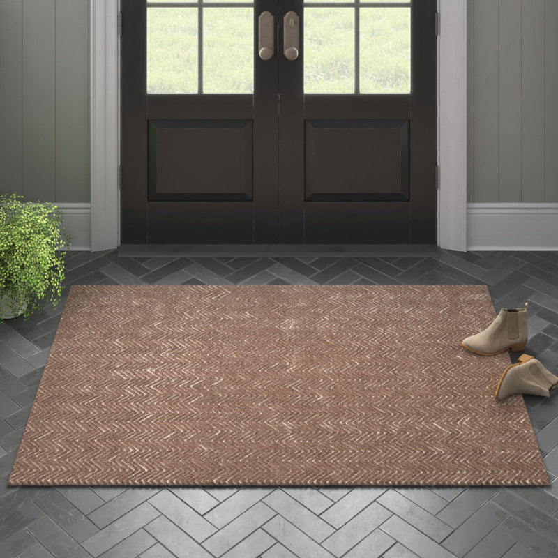 Cooke Chevron Indoor Rug, Rectangle 3'9" x 5'9"